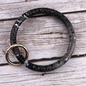 2/$20—SNAKE SKIN KEY RING BRACELET IN—BLACK/GREY!!